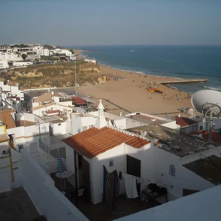 Vivenda Joao Damas * 알부페이라